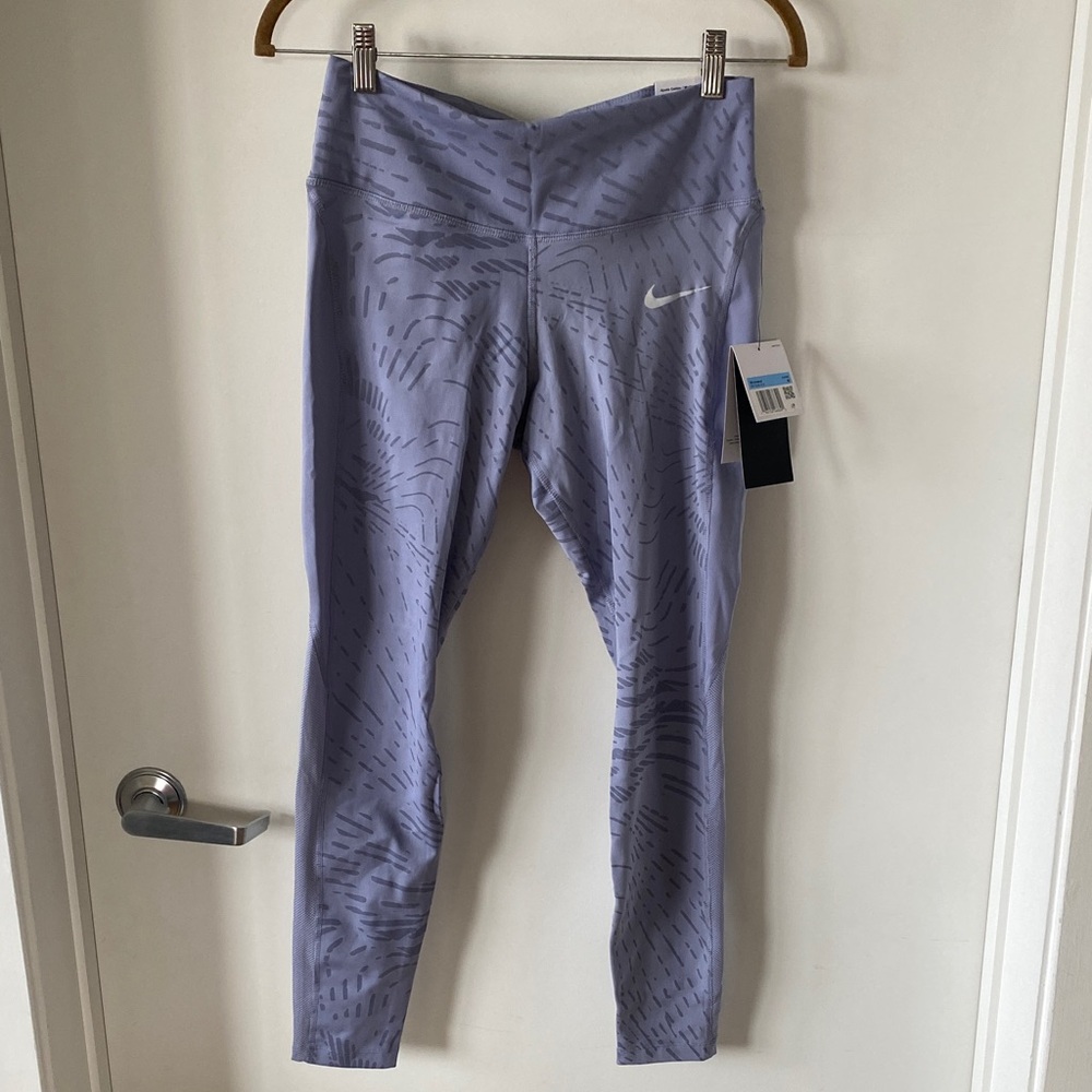 Nike Mid Rise Patterned Leggings